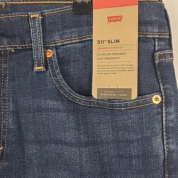 NWT Levi’s 511 Slim Fit Denim Jeans Men’s Size 32x32 Blue Dark Wash Stretch $70 - Picture 3 of 8